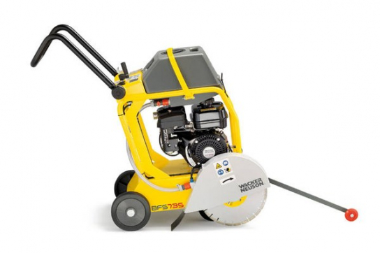 Нарезчик швов бензиновый Wacker Neuson BFS 735 A по выгодной цене в Тюмени. Надежное качество и лучшие условия ждут вас.
